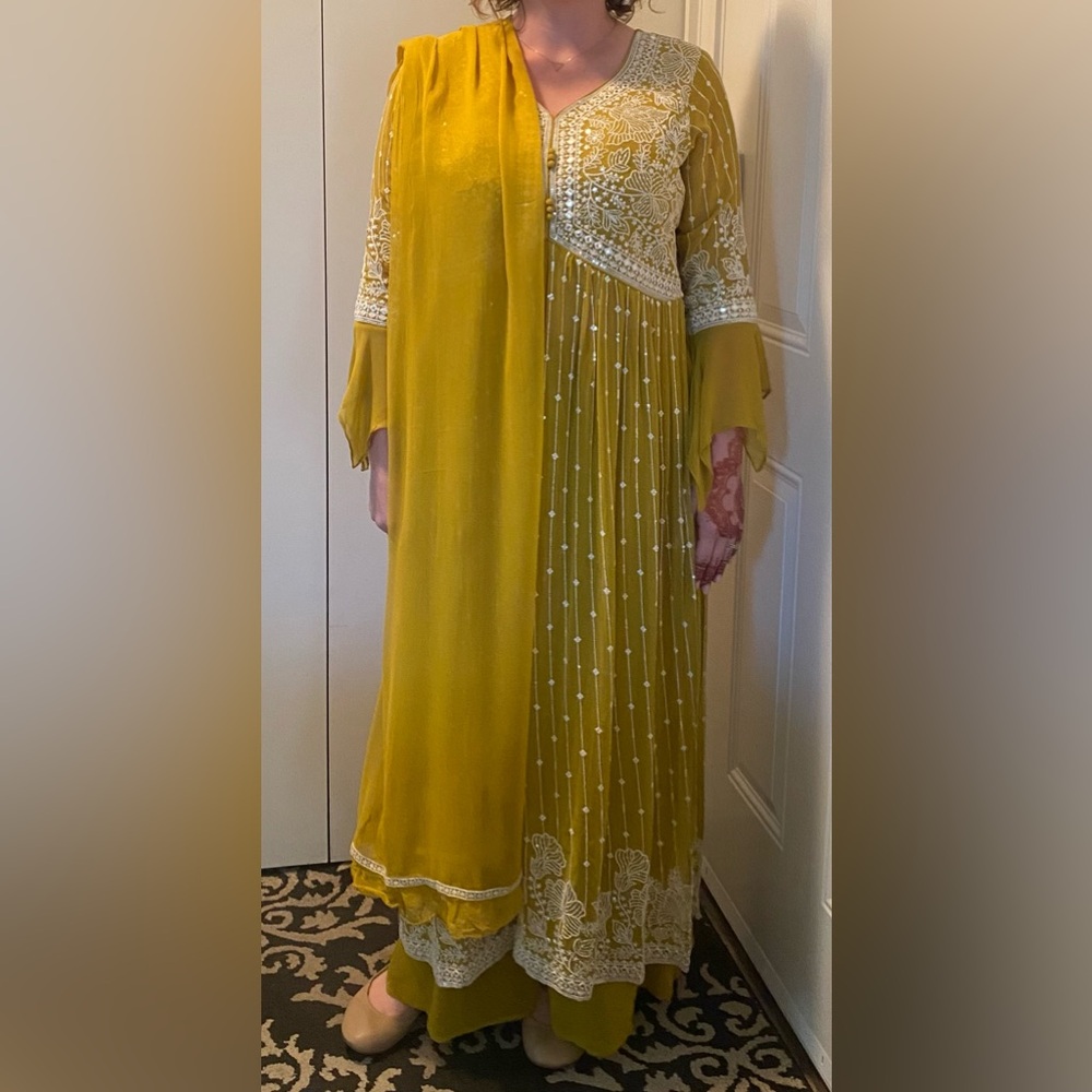 Anarkali Suit, beautiful detailing.